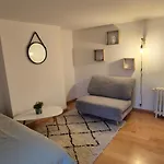 Belle Maison De *