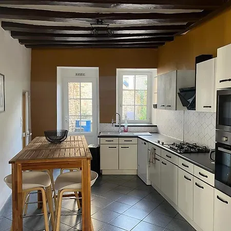 Belle Maison De
