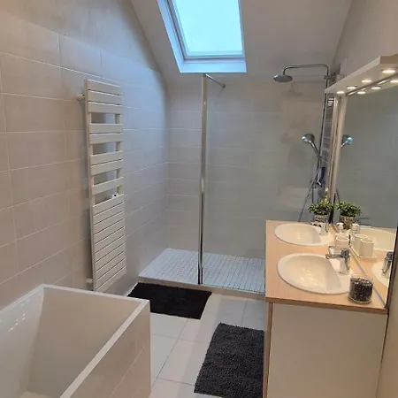 Belle Maison De Алансон